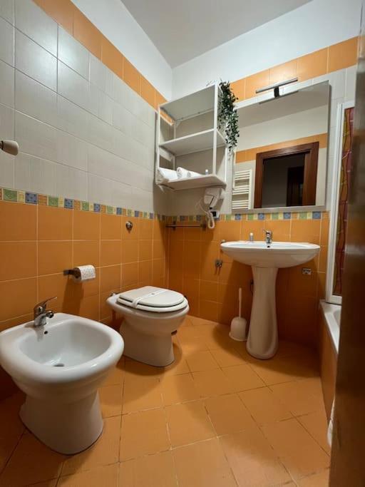 Napoli'S Little Bridges Guest House Extérieur photo